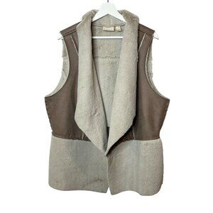 Chico’s Faux Suede Sherpa Vest Women’s 3 XL Tan Sleeveless Cozy Winter Layer